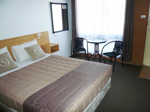 Grong Grong Motor Inn - St Kilda Accommodation 4