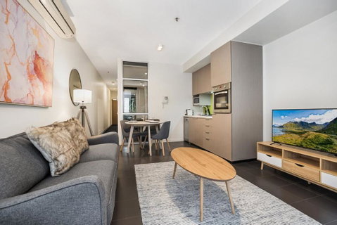 Ground Floor Terrace Unit Near Edinburgh Gardens - St Kilda Accommodation 0