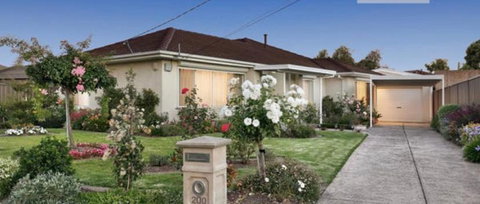 Guest Ensuite 7 Minutes From Airport - St Kilda Accommodation 1