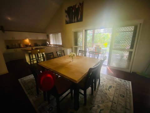 Hallorans Hill Holiday Home - St Kilda Accommodation 3