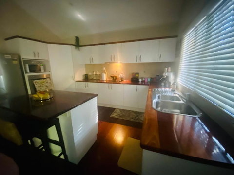 Hallorans Hill Holiday Home - St Kilda Accommodation 1