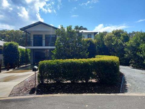 Ibis 9 House - St Kilda Accommodation 1