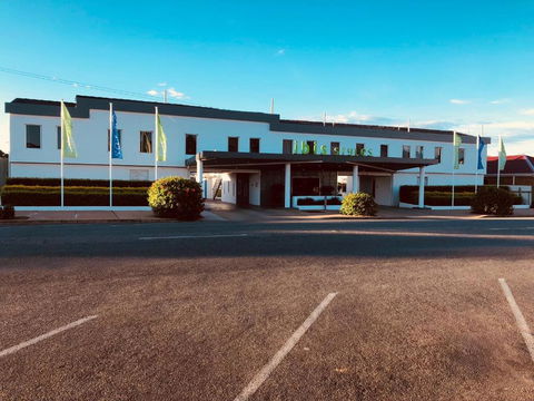 Ibis Styles Broken Hill - St Kilda Accommodation 1