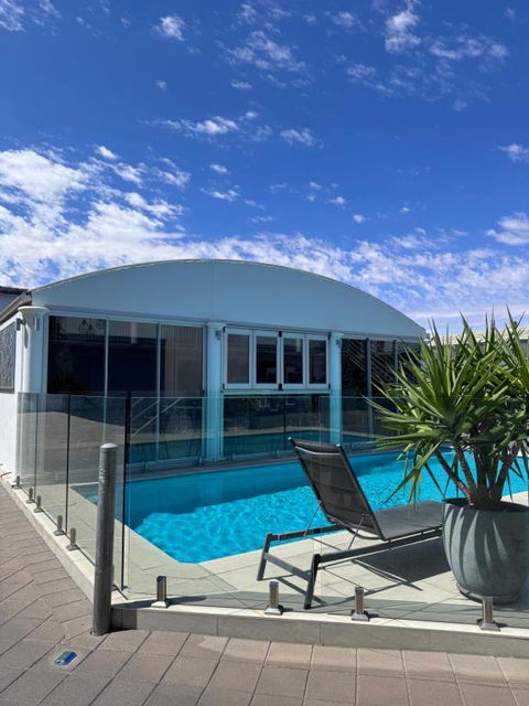 Ibis Styles Broken Hill - St Kilda Accommodation 3
