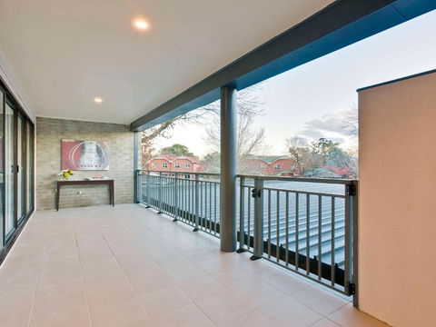 Ibis Styles Canberra Tall Trees - St Kilda Accommodation 3