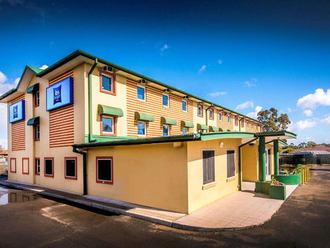 Ibis Budget - Casula Liverpool - St Kilda Accommodation 0