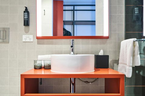 Ibis Styles Melbourne Airport - St Kilda Accommodation 1