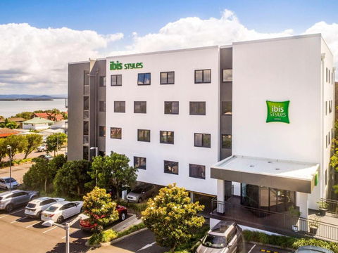 Ibis Styles The Entrance - St Kilda Accommodation 0