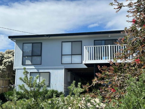 Iconic Beach House On Bruce - St Kilda Accommodation 0
