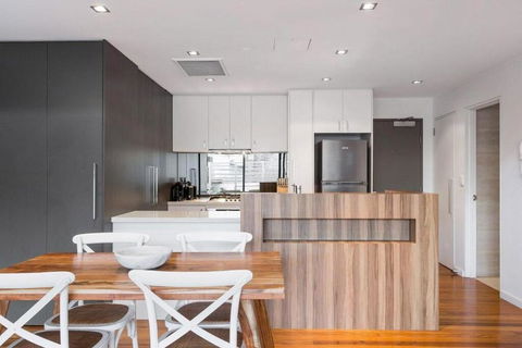 Hotel Lifestyle Home Living In Williamstown - St Kilda Accommodation 2