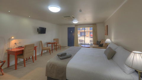 INVERELL RSM CLUB MOTEL - St Kilda Accommodation 1