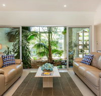 Adelphi Waterfront 2 Bedroom Ground Floor Home - St Kilda Accommodation
