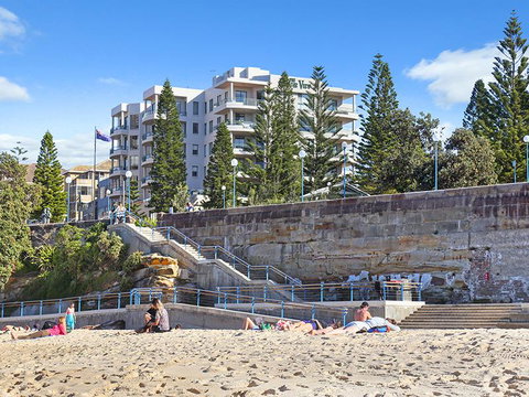 AeA The Coogee View - St Kilda Accommodation 0