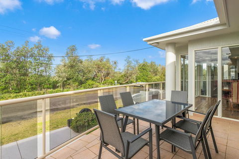 Aegean On The Beach - St Kilda Accommodation 2