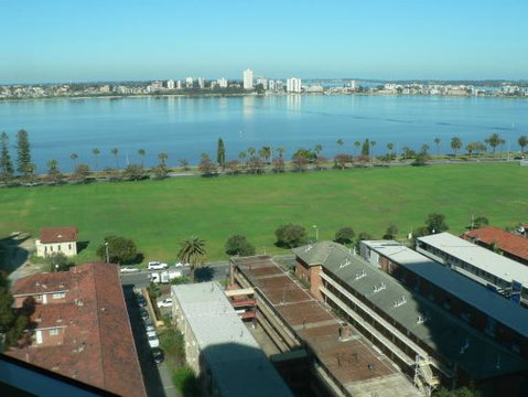 Affordable & Comfortable Apartment On Langley Park - St Kilda Accommodation 2