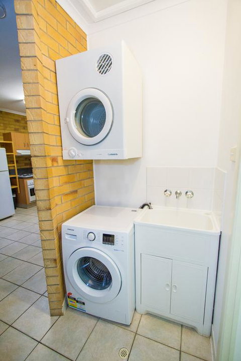 Agnes Palms Accommodation - St Kilda Accommodation 3