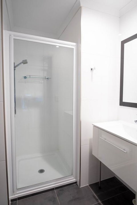 Airlie Beach Motor Lodge - St Kilda Accommodation 3
