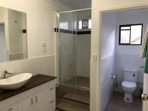 Airlie Getaway Unit 3 - St Kilda Accommodation 2