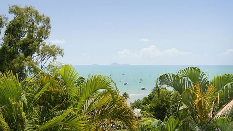 Airlie Harbour Apartment - Airlie Beach - St Kilda Accommodation 0