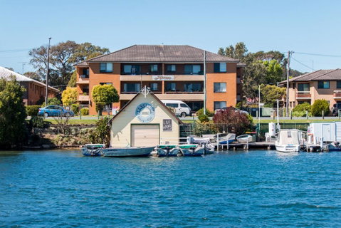 Akuna, Unit 8, 112-116 Little Street - St Kilda Accommodation 0