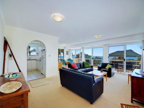 Albacore, Unit 6, 12 Ondine Close - St Kilda Accommodation 2