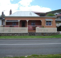 Albany Historic Cottage - St Kilda Accommodation