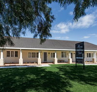Albany Holiday Units - St Kilda Accommodation