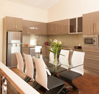 Albany Waves - St Kilda Accommodation