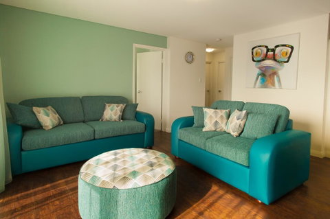 Albany Waves - St Kilda Accommodation 2