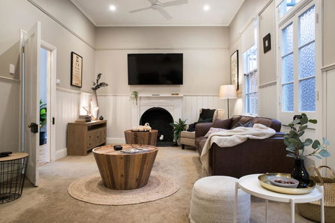 Albert Cottage - St Kilda Accommodation 2