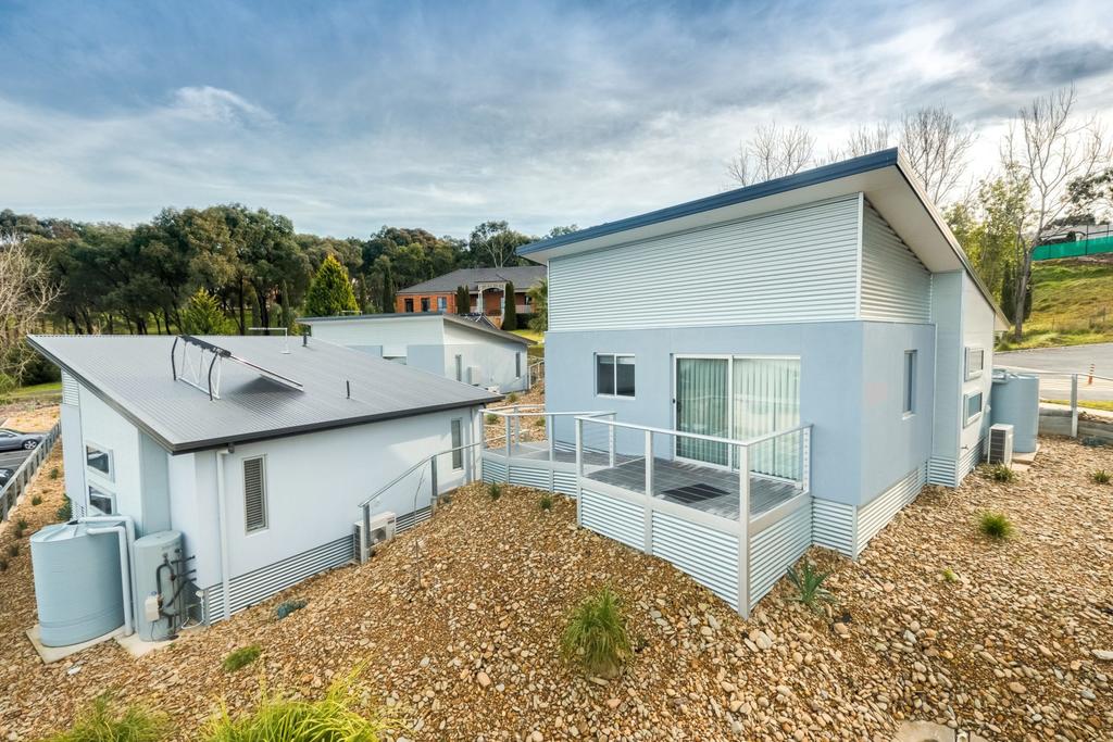 West Albury NSW St Kilda Accommodation