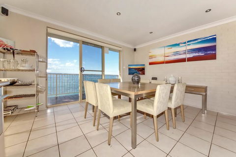Alcheringa Unit 3 & 4, 32 Sandy Point Road - St Kilda Accommodation 3