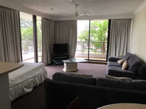 Alexander Holiday Apartments - St Kilda Accommodation 2