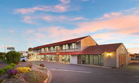 Book Whyalla Accommodation Vacations St Kilda Accommodation St Kilda Accommodation
