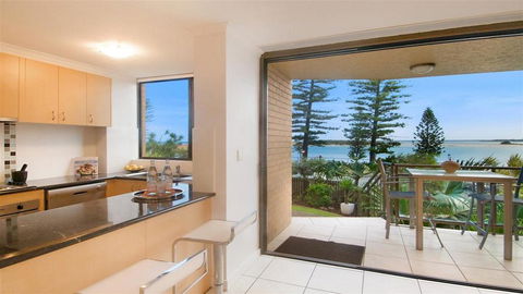 Allamanda U2, - Awesome Location - - St Kilda Accommodation 0