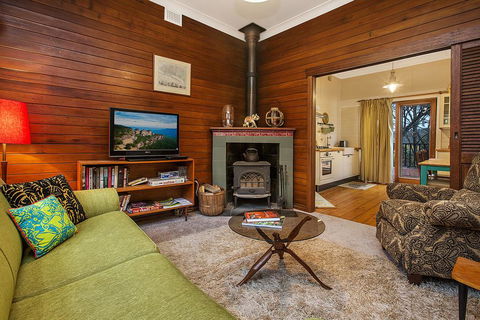 Allambee - St Kilda Accommodation 3