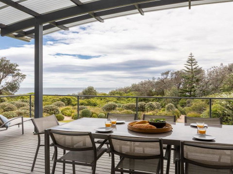 Aloha - Direct Beach Access From Property - St Kilda Accommodation 0