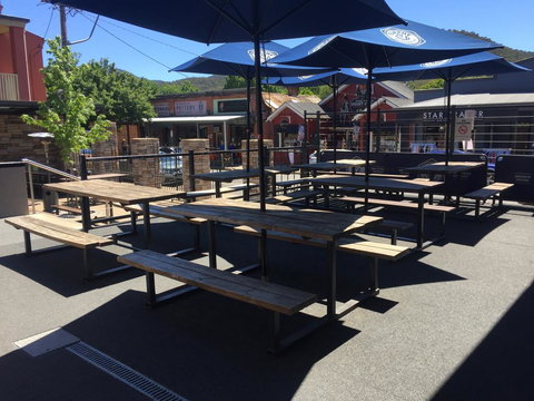 Alpine Hotel Bright - St Kilda Accommodation 3