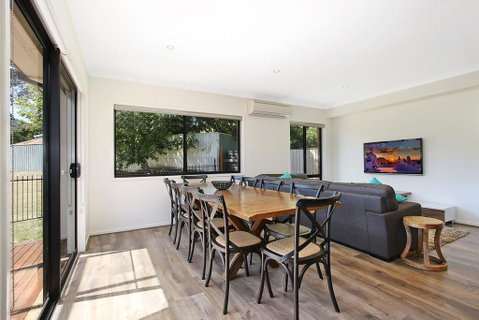 Alpine Knights Stylish Luxury - St Kilda Accommodation 1