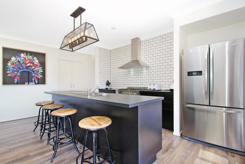 Alpine Knights Stylish Luxury - St Kilda Accommodation 0