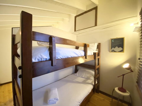 Alpine Retreat - St Kilda Accommodation 2