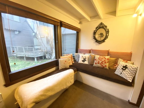 Alpine Retreat - St Kilda Accommodation 1