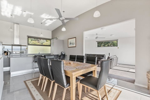 Amaroo - St Kilda Accommodation 2