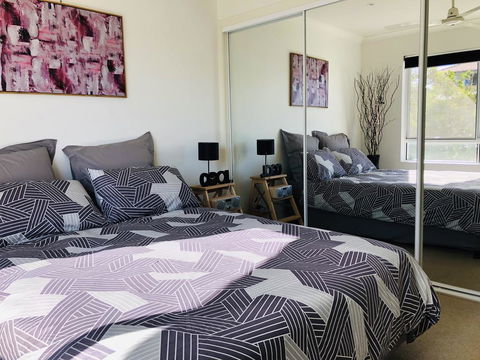 Amazing Apartment Ocean Views And Hot Tub On Balcony - Coolangatta - St Kilda Accommodation 1