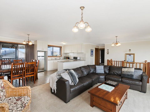 AMBIENCE BY THE SEA - St Kilda Accommodation 0