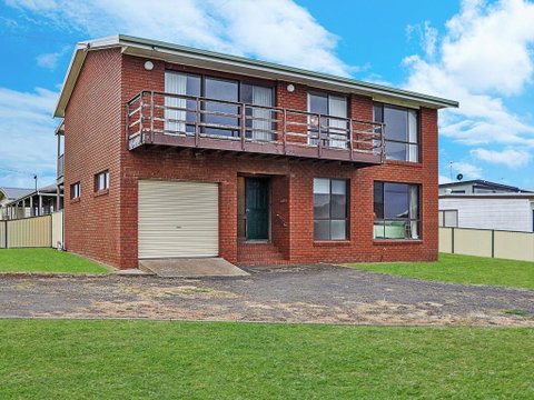 AMBIENCE BY THE SEA - St Kilda Accommodation 2