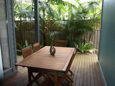 AMORE - St Kilda Accommodation 2