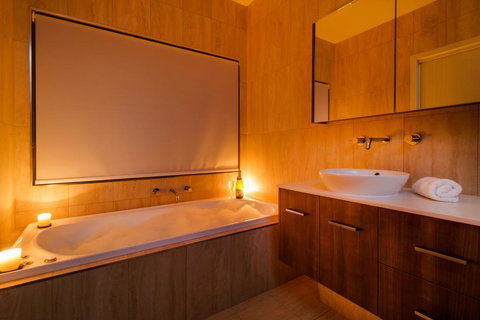 Ana Mandara Luxury Bed & Breakfast - St Kilda Accommodation 3