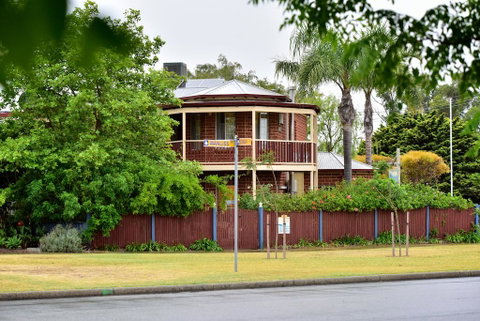 Anchorage Guest House And Self-contained Accommodation - St Kilda Accommodation 0
