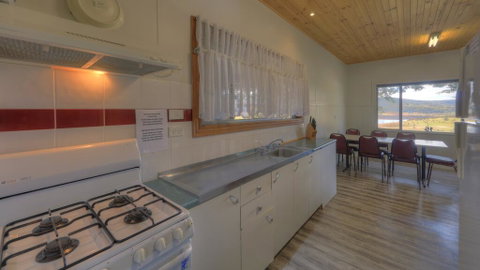 Anglers Reach Lakeside Village - St Kilda Accommodation 2